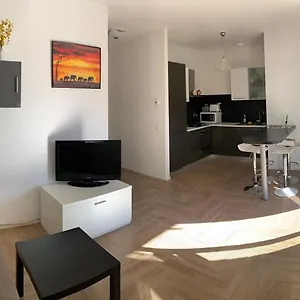 le-cinque-spezie.hotelitalianriviera.com/